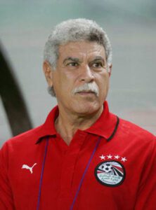 شحاتة: عُرض علي التجنيس لتمثيل منتخب الكويت